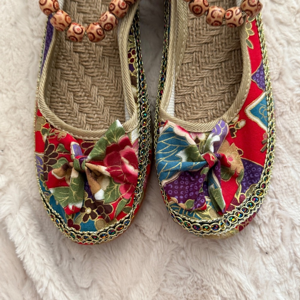 Womens 10 Floral India Inspired Beaded Cord Detail Slip On Comfort Ballet Flats - Picture 2 of 10